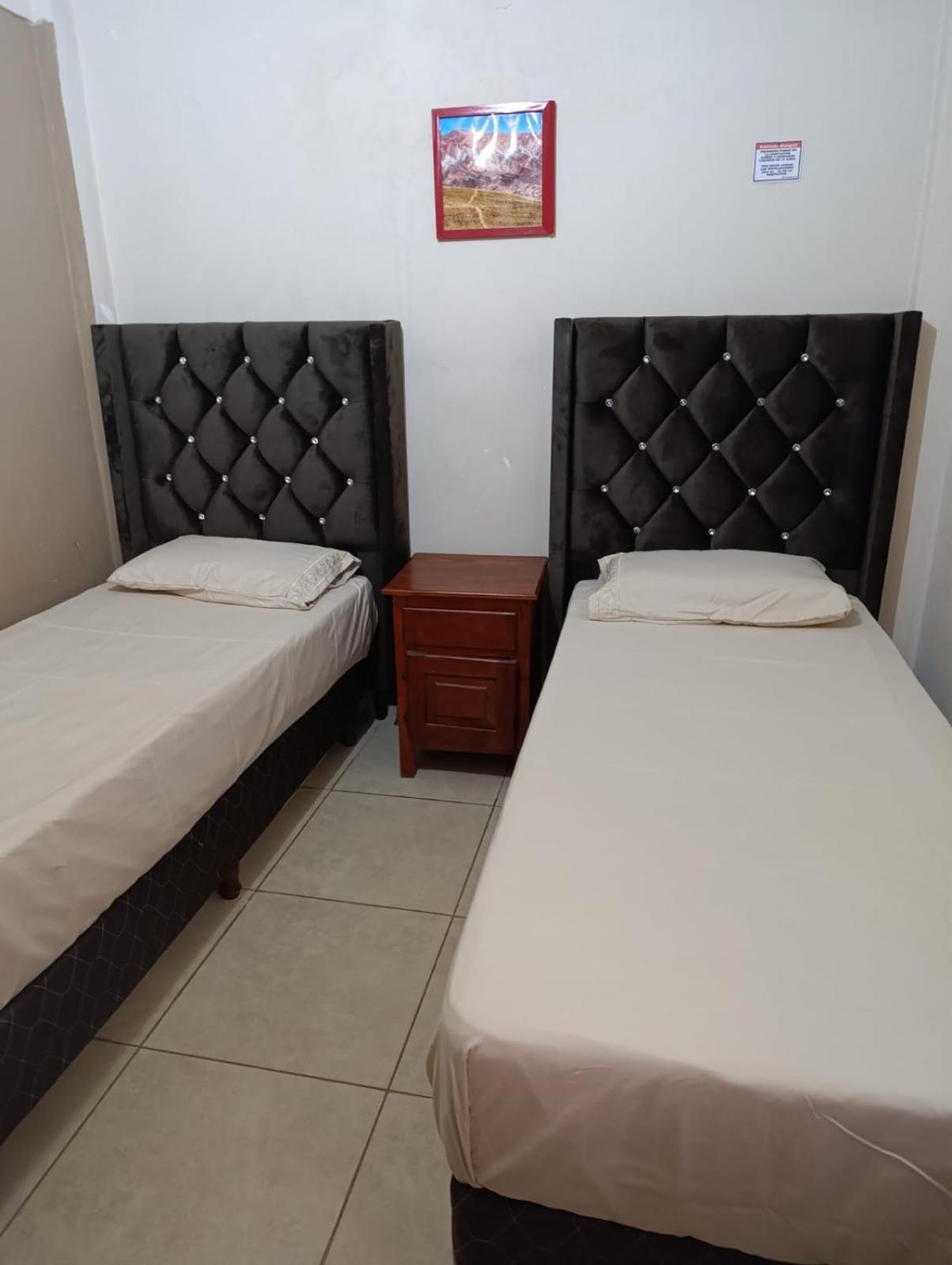 Hospedaje Turisticos. Libertador General San Martin Ngoại thất bức ảnh